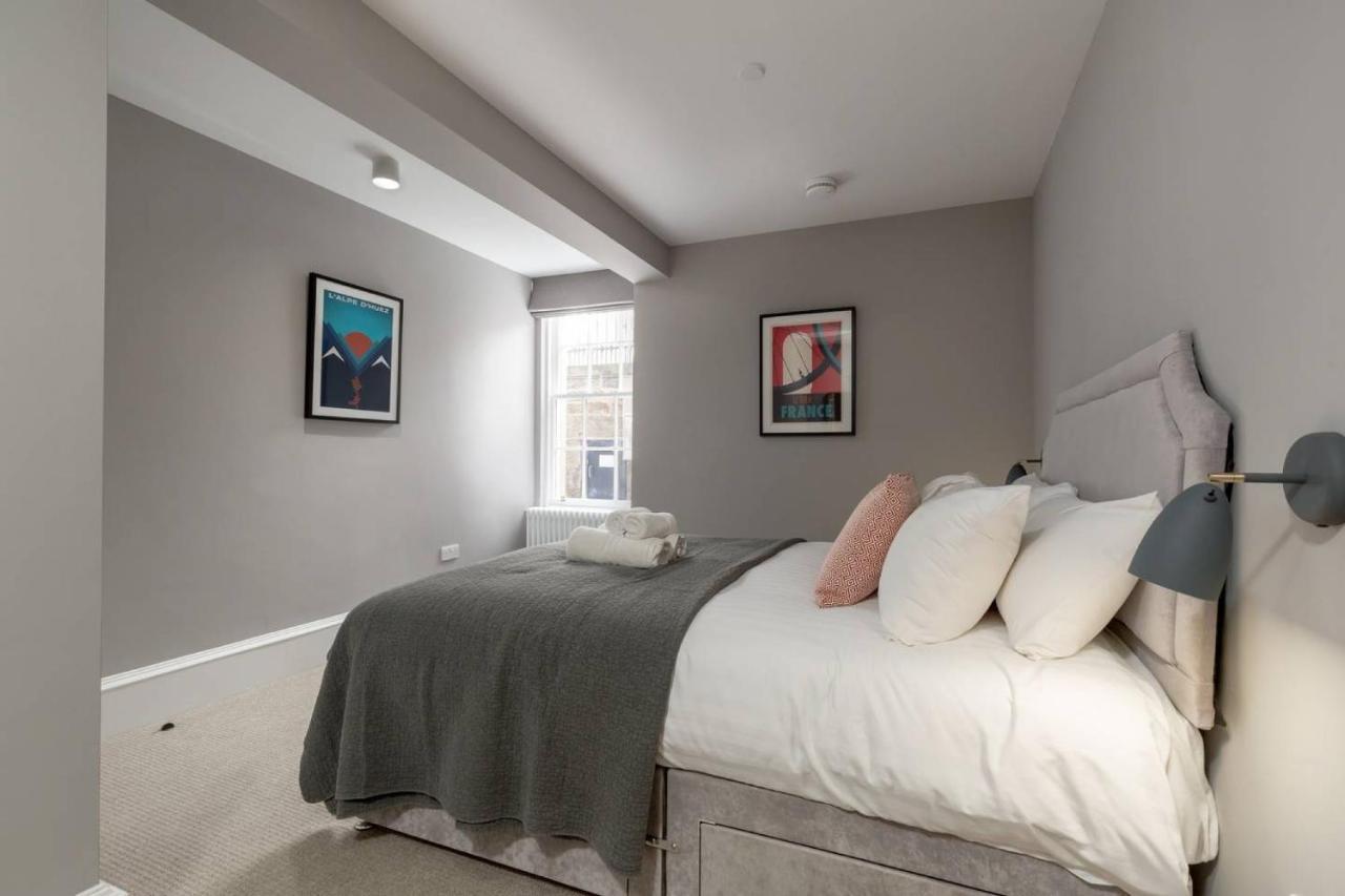 Joivy Luxurious 2Br Home Near Haymarket Station Edinburgh Exterior photo