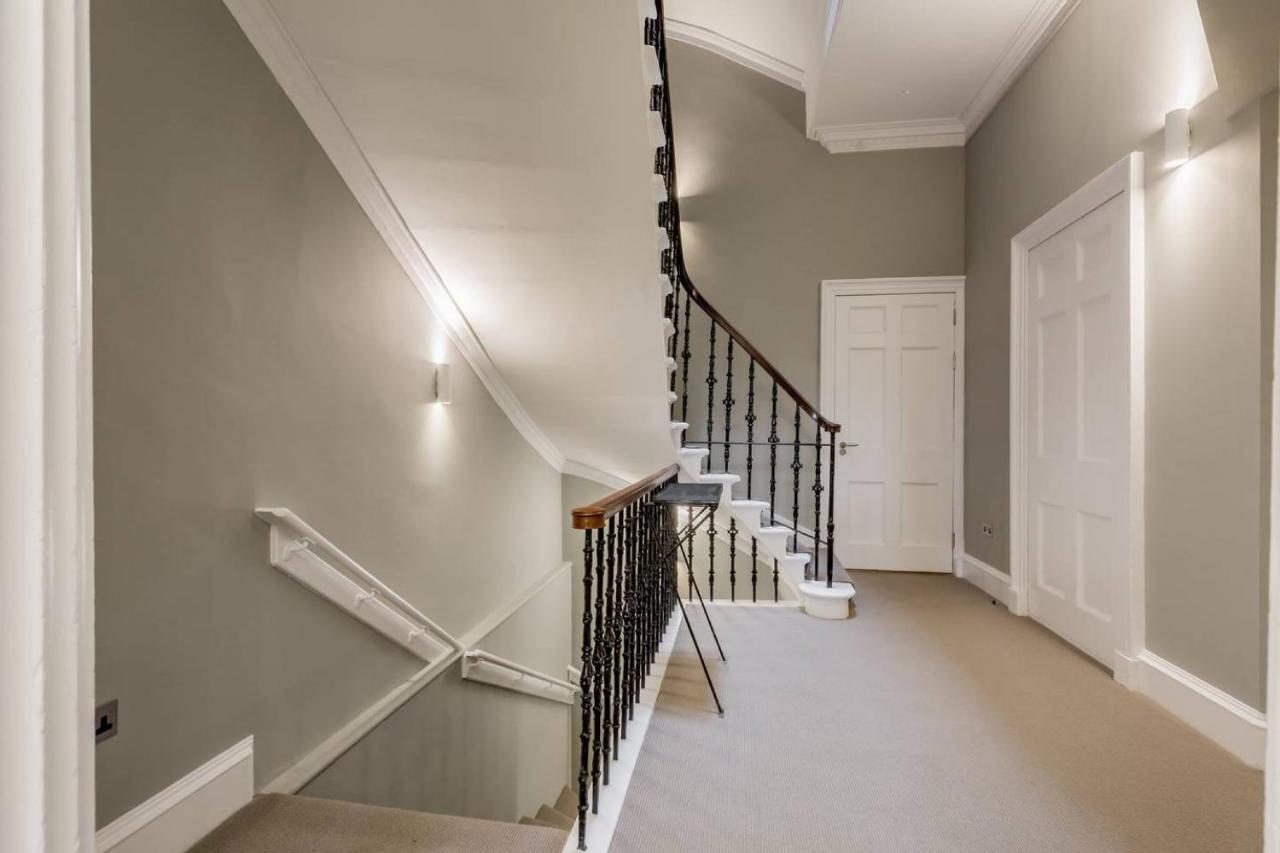 Joivy Luxurious 2Br Home Near Haymarket Station Edinburgh Exterior photo