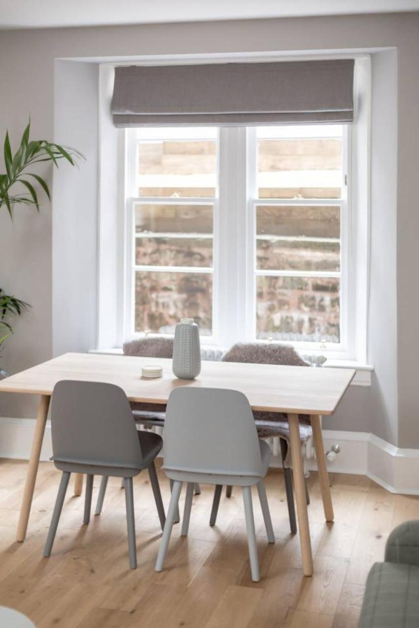 Joivy Luxurious 2Br Home Near Haymarket Station Edinburgh Exterior photo