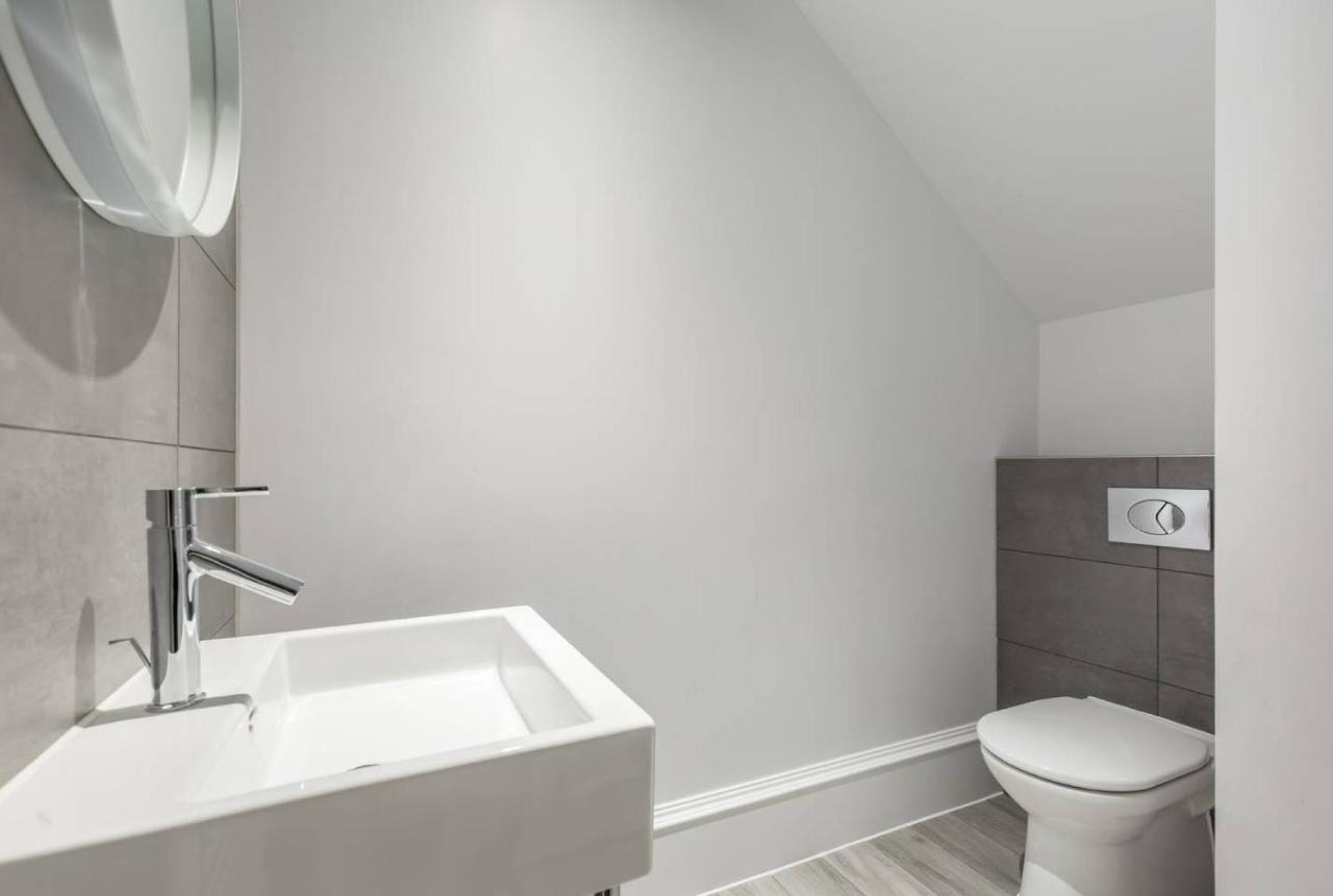 Joivy Luxurious 2Br Home Near Haymarket Station Edinburgh Exterior photo